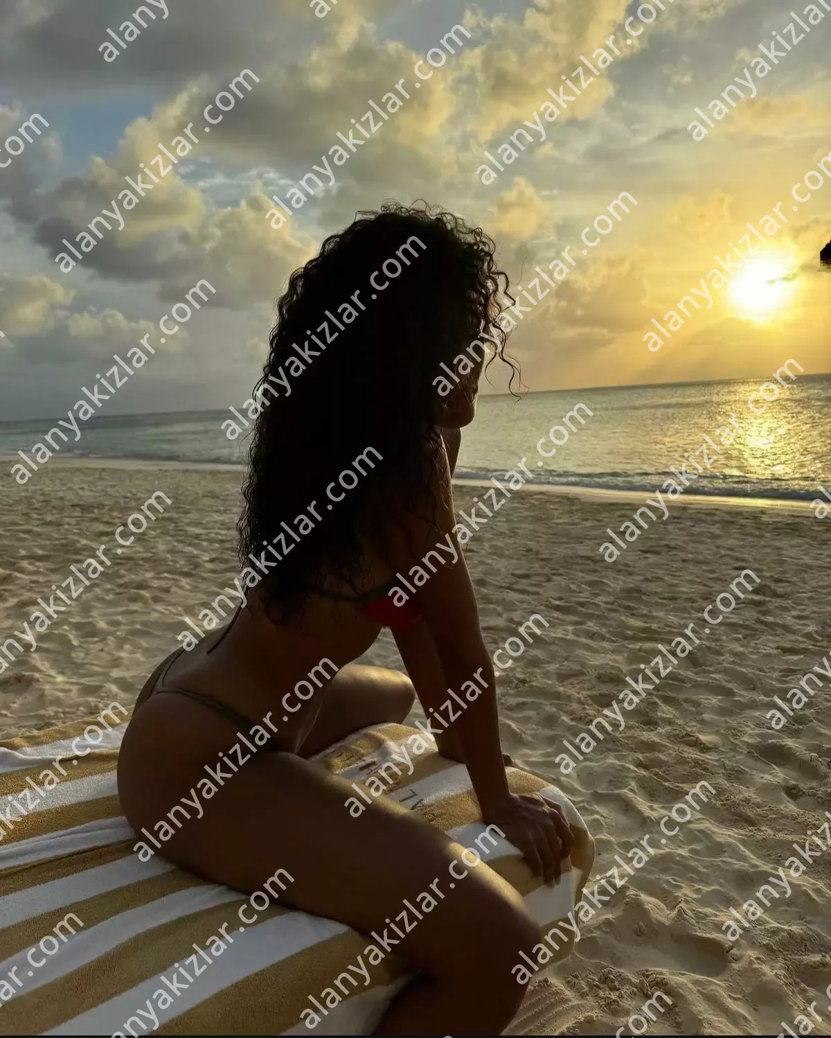 Avsallar Escort ile Kumda Başlayan Gecenin Sonu - Alanya Escort - Escort Alanya - Bayan Escort Alanya Avsallar Escort ile Kumda Başlayan Gecenin Sonu